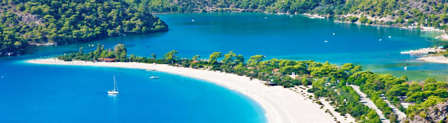 White sands of a beach in Olu Deniz in Turkey