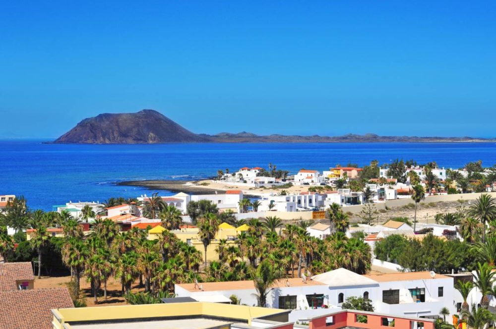 A view of Lobos Island and Corralejo