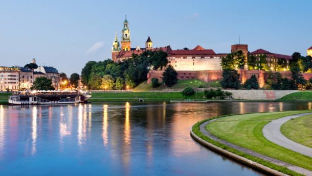 Wawel hill at night