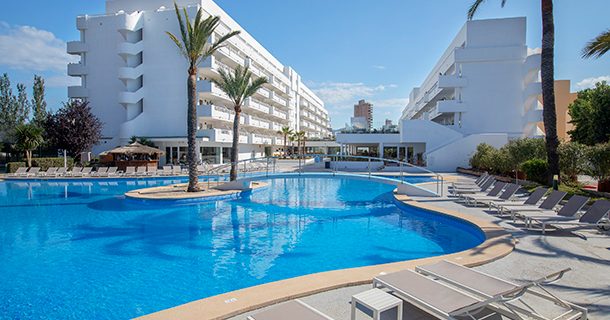 Swimming pool at HM Martinique Majorca