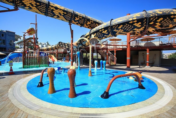 Cactus Fleur Beach Club Bodrum | Holidays to Turkey | Broadway Travel