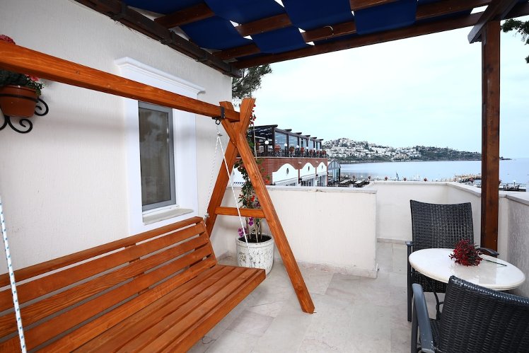 Cactus Fleur Beach Club Bodrum | Holidays to Turkey | Broadway Travel