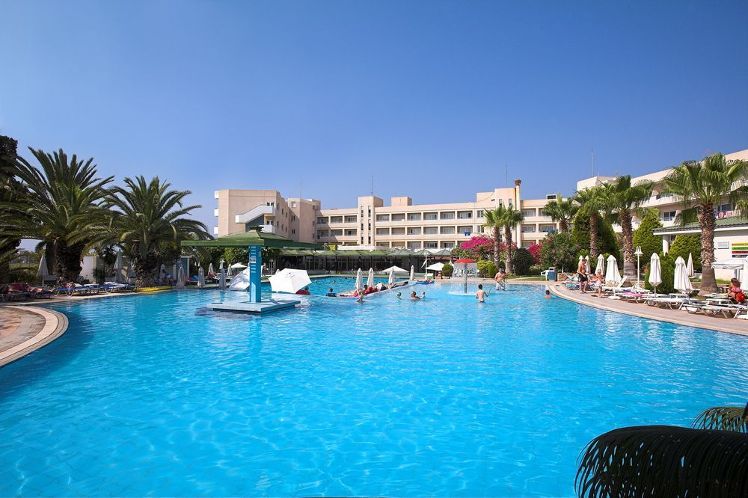 Hotel Aloe Cyprus | Holidays to Cyprus | Broadway Travel