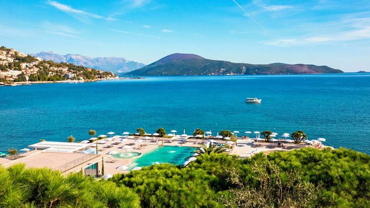 Palmon Bay Hotel & Spa in Herceg Novi (Montenegro) | Broadway Travel