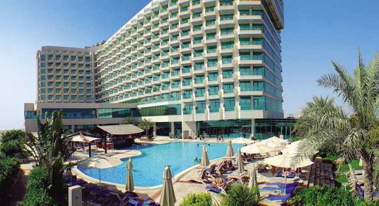 Pool at The Hilton Dubai | The Vacation Builder